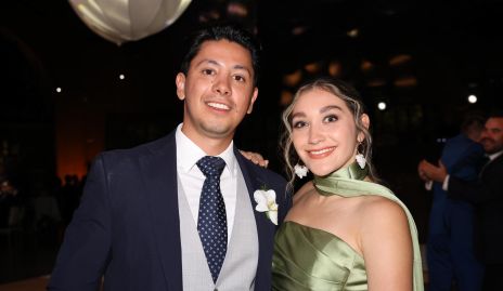  Carlos Liñán y Larissa Román.