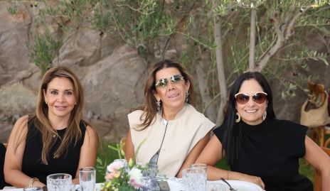  Ale Pérez, Mary Buendía y Marcela Meade.