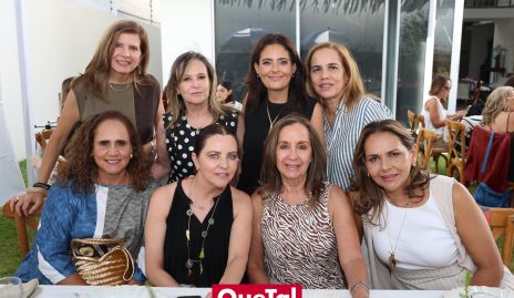  Rocío Ortuño festejando su cumpleaños con sus amigas.