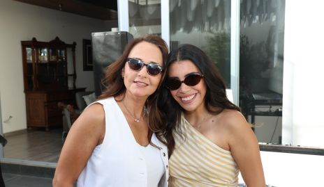  Cristi Villalobos y Ana Cecilia Rodríguez.