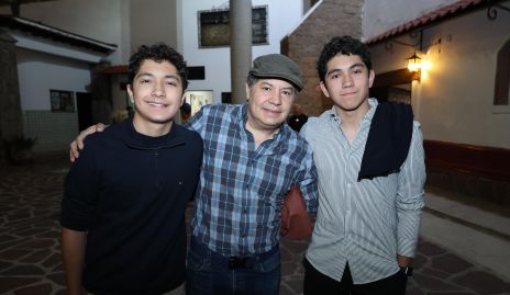  José Pablo Loredo, Pedro Pablo Loredo y Sebastián Loredo.