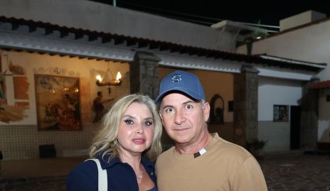 Karla Saucedo y Carlos Heinze.