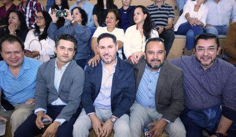  Ramón Aguinaga, Mauricio González, Daniel Humara, Sergio Moreno y Felipe Torres.