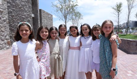  Regina y sus amigas.