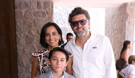  Anilú Enríquez, Mauricio Ruiz y Mateo Moctezuma.