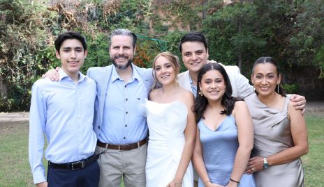  Rafael López, Rafa  López JR, Gisell Villaseñor, Javier Álvarez, María Fernanda López y Claudia Martínez.