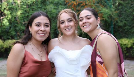  Dany Prado, Gisell Villaseñor y Mariana Villaseñor.