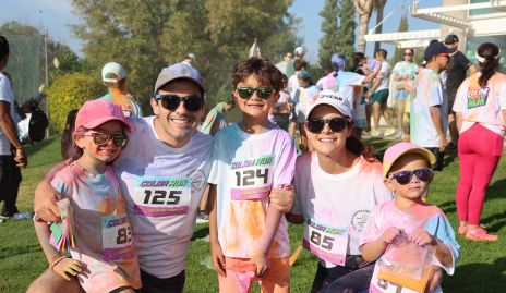 Marcelo Aparicio, Rodrigo Aparicio, Jessica Martin Alba, Alessa Meade y Luisa Meade.