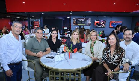  Horacio Tobías, Gerardo Rodríguez, Maribel Lozano, Carmenchu, Mimí Hinojosa, Elsa Tamez y Mauricio Mahbub.