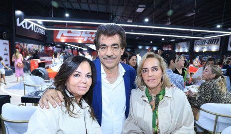  Elsa Tamez, Gabriel Torres y Mimí Hinojosa.