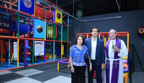  Lula López, Rubén Torres y RP Gabriel Del Valle.