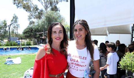  Loary Cabrera y Bárbara Berrones.