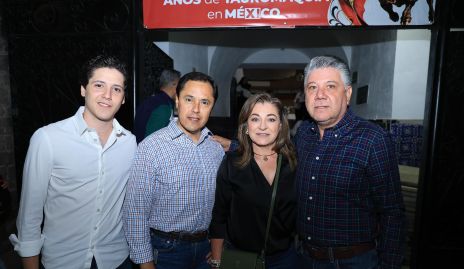  Tomás Díaz, José Antonio Torres, Lupita Rivera y Tomás Díaz de León.