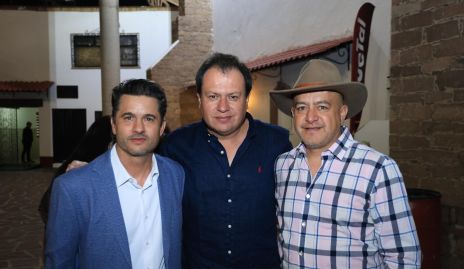  Mauricio González, Ramón Aguiñaga y Homero Salazar.