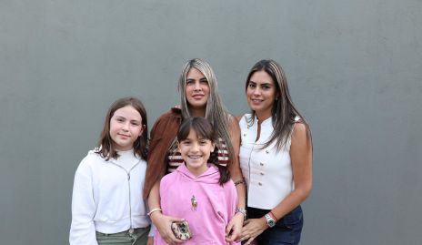  Mariana Berrones y Bárbara Berrones.