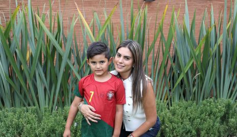  Juanpi y Bárbara Berrones.