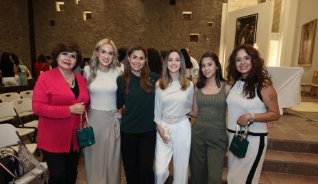  Maritoña Flores, Regina Noriega, Maritoña Flores, Reneta Noriega, Rebeca Noriega y Tania Flores.