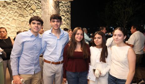  Fernando Lara, Diego Lara, Vale Ortega, María José Lara y Alex Ortega.