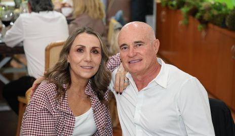  Roxana Serna y Tomás Alcalde.