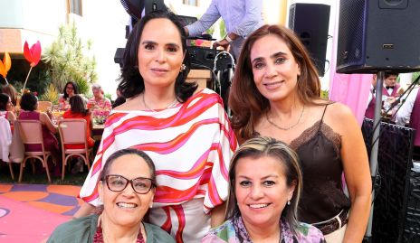  Angélica Díaz, Cristina Chevaile, Gaby Espinosa e Idalia Cruz.