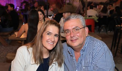  Mónica Leiva y Gabriel Lomelí.