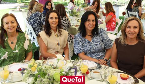  Pina Sánchez, Sandra Correa, Jofe Correa y Beatriz Lavín.