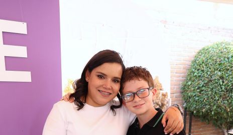  Marcela Puga y Agus.