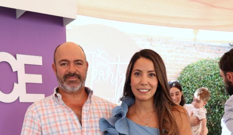  Jorge Puga, Gaby Carrillo, Mayte y Camila Puga.