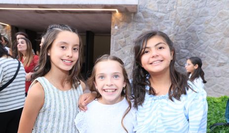  Julia Flores, Lu Martínez y Sofi Oropeza.