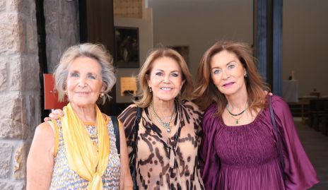 Pita Espinosa, Lourdes Bustos y Cristina.