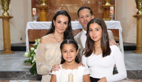  Adriana Revuelta,  Alejandro Lafuente, Lorenza y Luciana Lafuente.