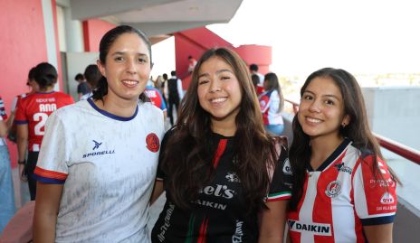  Jimena Lajas , Romina Guzmán y Jimena Cruz.