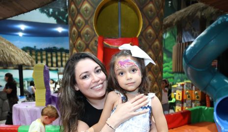  Daniela Medina y María Ximena .