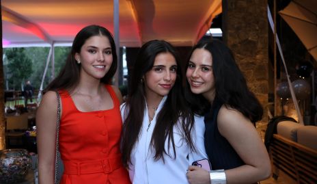  Regina Zermeño, Valeria González y Marce García.
