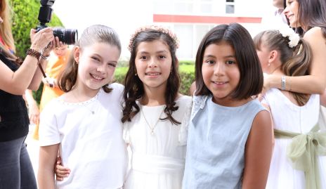  Regi Abella, María Inés Herrera y Renata Díaz.