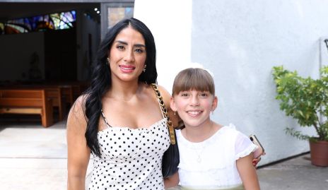  Paty Soto y Leyre Gallegos.