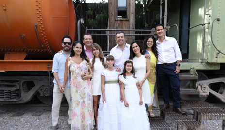   Pablo Hurtado, Romina Prado, Marcos Gallegos, Leyre Hurtado, Leyre Gallegos, Juan Carlos Herrera, María Inés Herrera, May Chávez, Isabel Flores y Carlos Chávez.