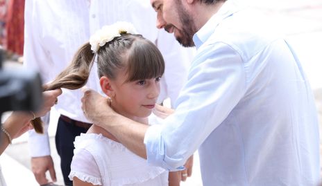  Leyre Gallegos con su padrino Pablo Hurtado.