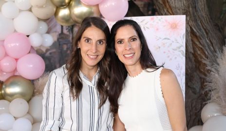  Ceci Castelo y May Chávez.