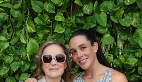  Mari Carmen López y Ximena Castillo.