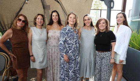  Familia Rojas.
