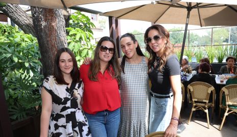  Ana Sofía Patiño, Isa López, Ximena y Fer Castillo.