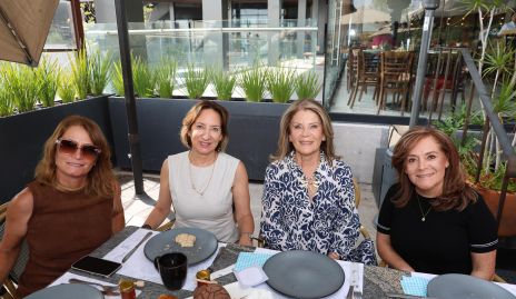  Marcela Arellano, Elena Ortiz, Leticia y Beatriz Rojas.
