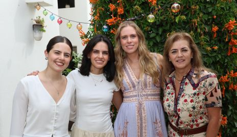  Faride Pérez, Adri Olmos, Ingrid Velasco y Adriana Carrera.