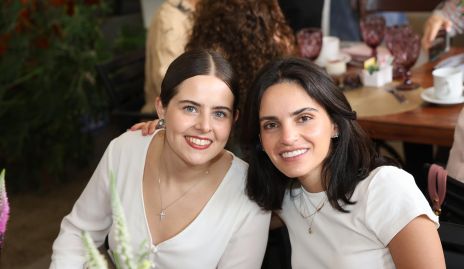 . Faride Pérez y Adri Olmos 
