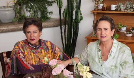  Tere Velázquez y Sofía Martín.