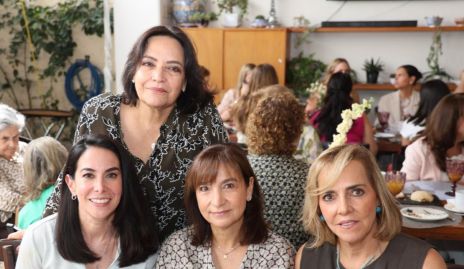   Aline Martínez, Lucía Betancourt, Pina Cadena y Mimí Hinojosa.