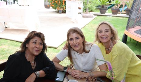  Gaby Enríquez, Mónica Hernández y Tayde Gaviño.