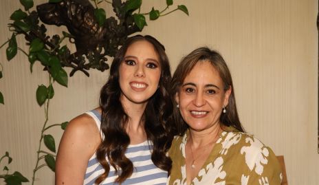  Ana Morales y Gaby Mora.