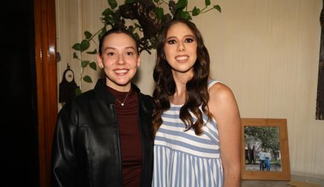  Ale Morales y Ana Morales.